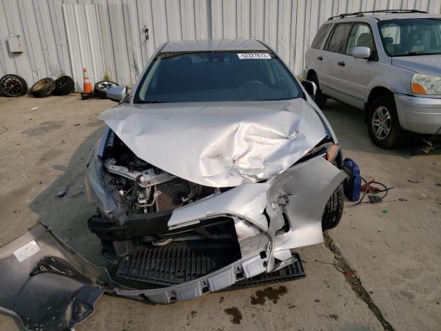 Photo 5 from auction – 2017 TOYOTA COROLLA L with VIN 5YFBURHE0HP723480