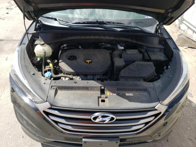 Photo 12 from auction – 2018 HYUNDAI TUCSON SE with VIN KM8J2CA40JU745077