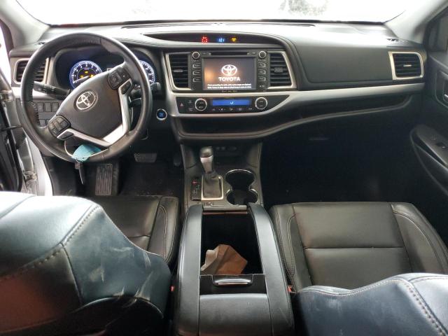 Photo 8 from auction – 2017 TOYOTA HIGHLANDER with VIN 5TDKZRFHXHS511546