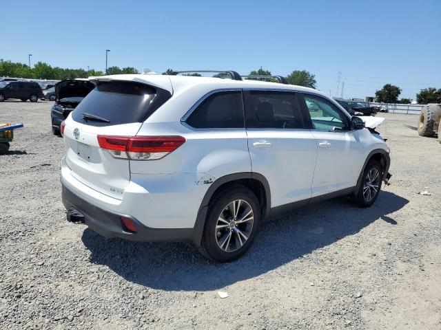 Photo 3 from auction – 2019 TOYOTA HIGHLANDER with VIN 5TDBZRFH6KS716191