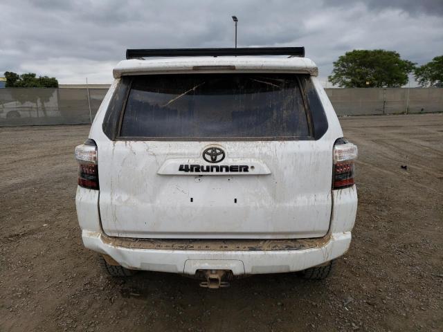 Photo 6 from auction – 2015 TOYOTA 4RUNNER SR with VIN JTEBU5JR8F5238550