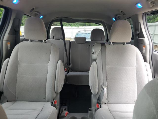 Photo 10 from auction – 2017 TOYOTA SIENNA LE with VIN 5TDKZ3DCXHS845953