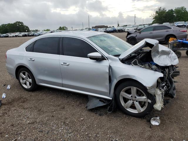 Photo 4 from auction – 2012 VOLKSWAGEN PASSAT SE with VIN 1VWBP7A33CC101362