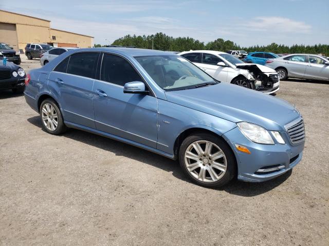 Photo 4 from auction – 2012 MERCEDES-BENZ E 350 BLUE with VIN WDDHF2EB8CA560702