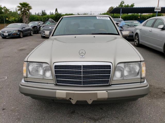 Zdjęcie 5 z aukcji – 1995 MERCEDES-BENZ E 320 BASE z VIN WDBEA32E2SC240423