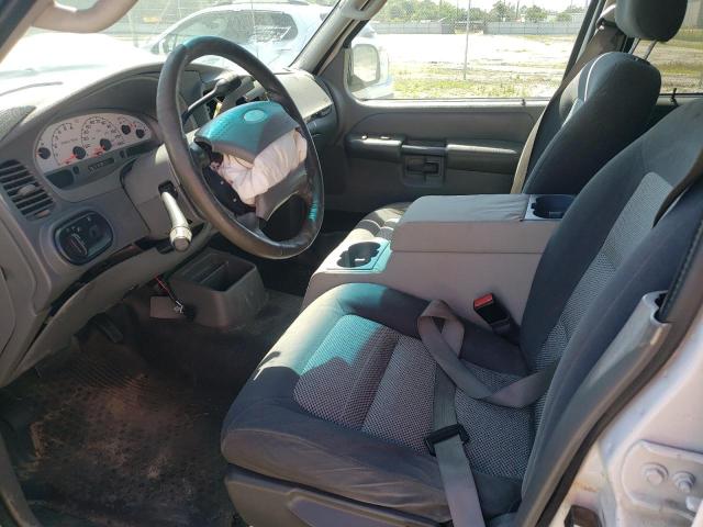 Photo 7 from auction – 2004 FORD EXPLORER S with VIN 1FMZU67K64UB25990