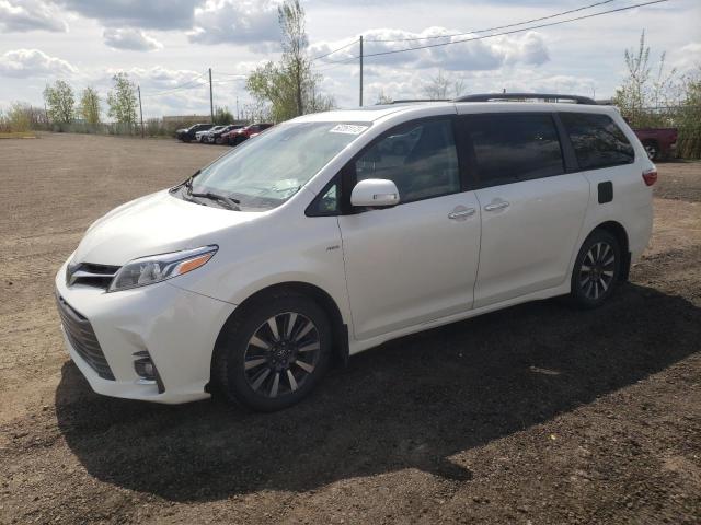 TOYOTA SIENNA XLE 2018 with VIN 5TDDZ3DC3JS208384 - Photo from auction