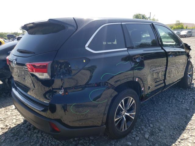 Photo 3 from auction – 2019 TOYOTA HIGHLANDER with VIN 5TDBZRFH3KS746636