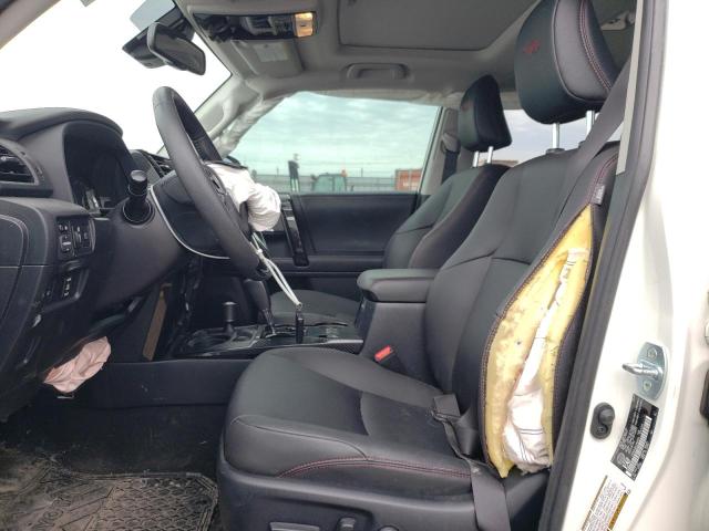 Photo 7 from auction – 2020 TOYOTA 4RUNNER SR with VIN JTEBU5JR3L5800057