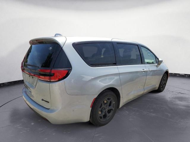 Photo 3 from auction – 2022 CHRYSLER PACIFICA H with VIN 2C4RC1L72NR183654
