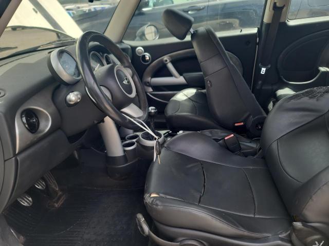 Photo 7 from auction – 2006 MINI COOPER S with VIN WMWRE33546TL18175