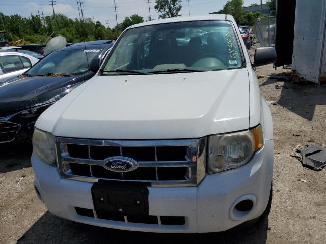 Photo 5 from auction – 2011 FORD ESCAPE XLS with VIN 1FMCU9C73BKB54025