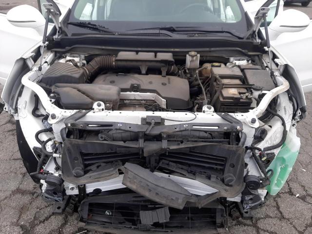 Photo 11 from auction – 2019 BUICK ENVISION E with VIN LRBFX2SA4KD043273