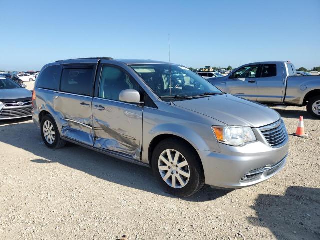 Photo 4 from auction – 2016 CHRYSLER TOWN & COU with VIN 2C4RC1BG0GR252426