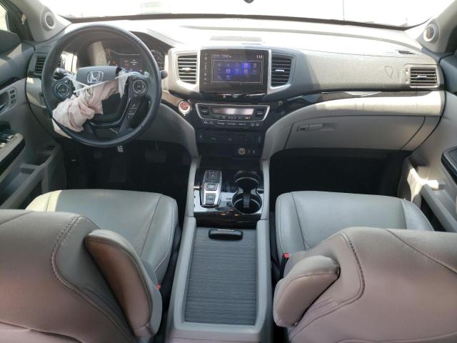 Photo 8 from auction – 2018 HONDA PILOT TOUR with VIN 5FNYF6H94JB023355