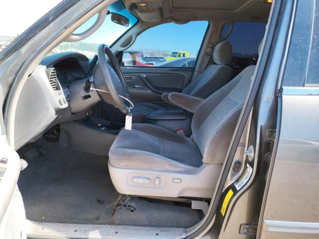 Photo 7 from auction – 2005 TOYOTA SEQUOIA SR with VIN 5TDZT34A55S245447