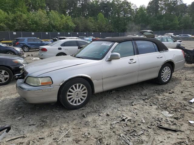 Photo 1 from auction – 2003 LINCOLN TOWN CAR E with VIN 1LNHM81W33Y658857