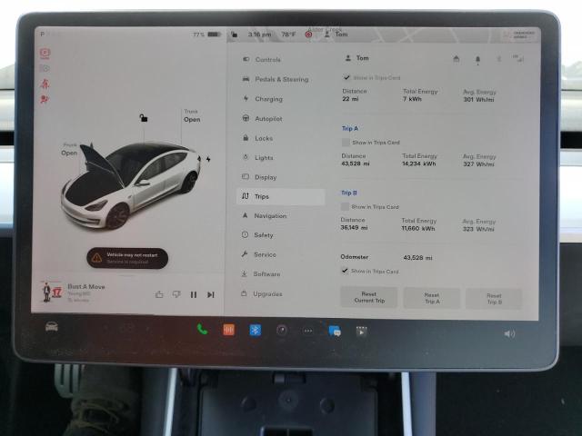 Photo 9 from auction – 2018 TESLA MODEL 3 with VIN 5YJ3E1EB9JF055869