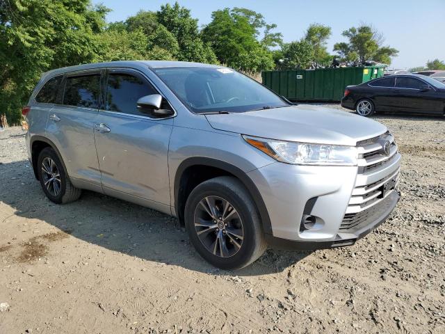 Photo 4 from auction – 2018 TOYOTA HIGHLANDER with VIN 5TDBZRFH0JS904087