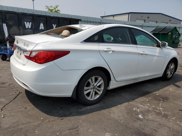 Photo 3 from auction – 2013 HYUNDAI SONATA GLS with VIN 5NPEB4AC3DH786689