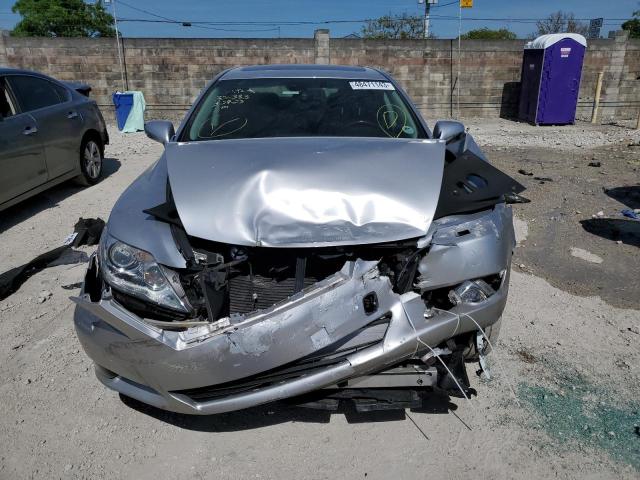 Photo 5 from auction – 2012 LEXUS LS 460L with VIN JTHGL5EF2C5045351