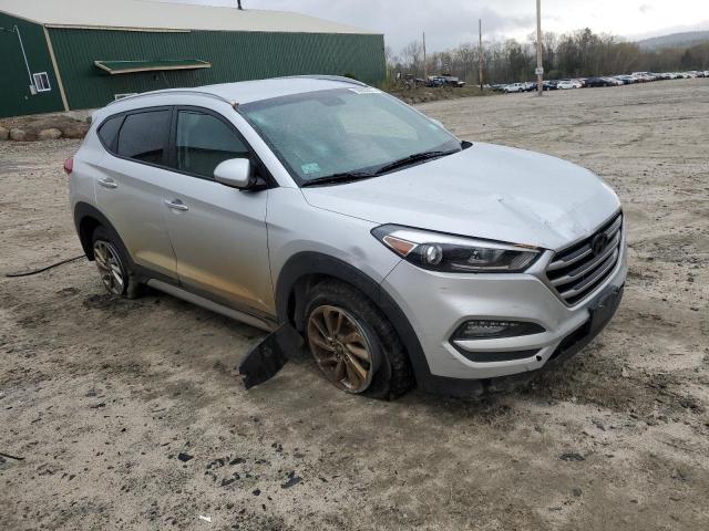 Photo 4 from auction – 2017 HYUNDAI TUCSON LIM with VIN KM8J3CA42HU520084