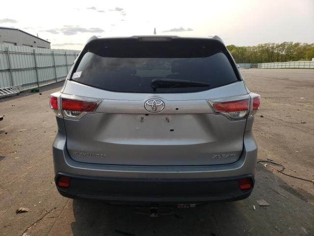 Photo 6 from auction – 2015 TOYOTA HIGHLANDER with VIN 5TDJKRFH9FS206441