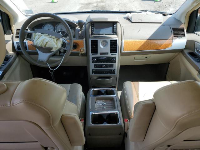 Photo 8 from auction – 2008 CHRYSLER TOWN & COU with VIN 2A8HR64X08R133774