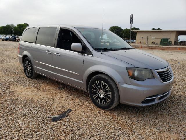 Photo 4 from auction – 2014 CHRYSLER TOWN & COU with VIN 2C4RC1HG4ER188573