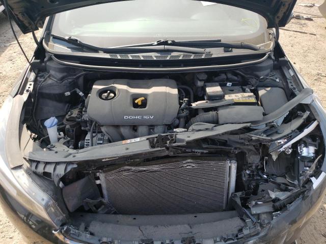 Photo 11 from auction – 2017 KIA FORTE LX with VIN 3KPFK4A75HE026457