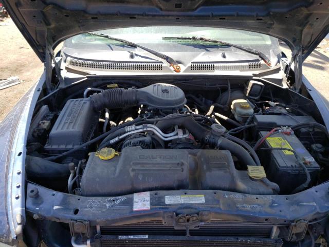 Photo 12 from auction – 2002 DODGE DURANGO SL with VIN 1B8HS48Z12F178082