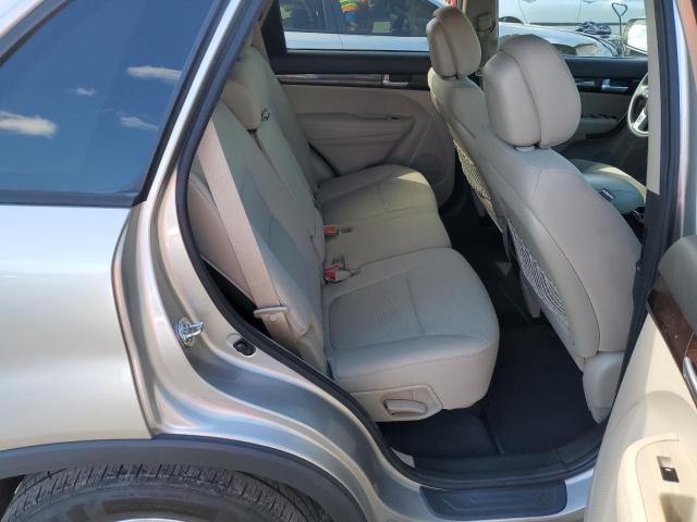 Photo 10 from auction – 2014 KIA SORENTO LX with VIN 5XYKT3A67EG496016