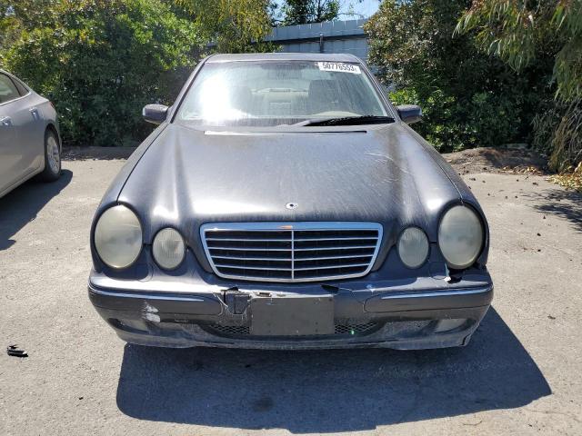 Photo 5 from auction – 2002 MERCEDES-BENZ E 320 with VIN WDBJF65J02B489030