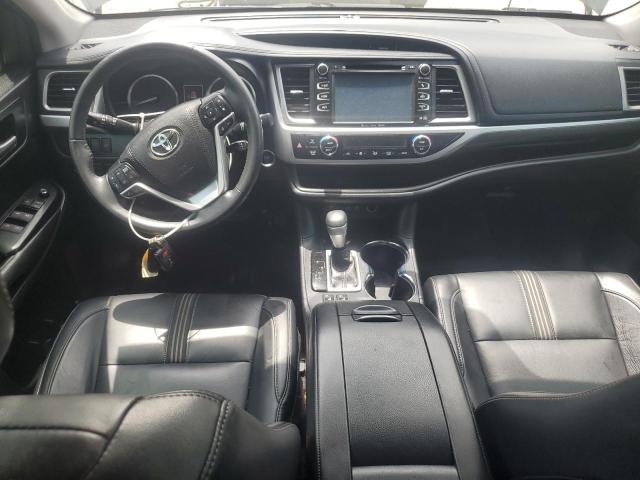 Photo 8 from auction – 2017 TOYOTA HIGHLANDER with VIN 5TDKZRFH4HS523613