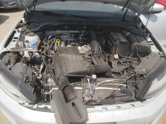 Photo 11 from auction – 2018 VOLKSWAGEN JETTA SE with VIN 3VWDB7AJ8JM221935