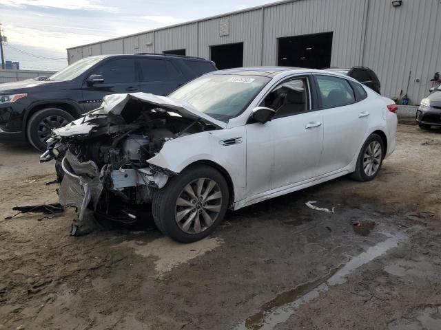 KIA OPTIMA EX 2016 with VIN 5XXGU4L31GG088906 - Photo from auction