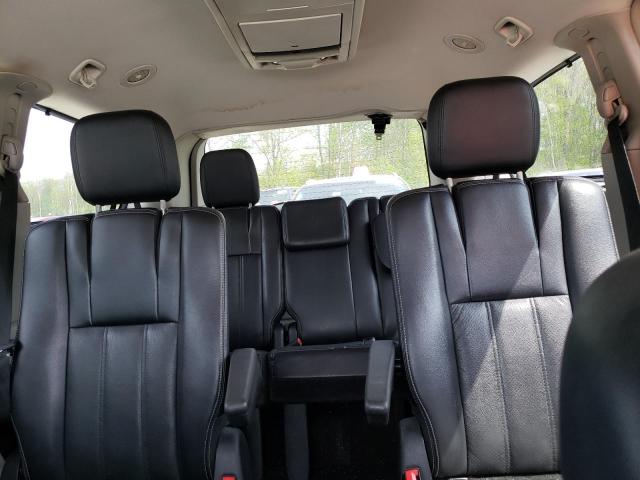 Photo 10 from auction – 2011 CHRYSLER TOWN & COU with VIN 2A4RR8DG2BR797115