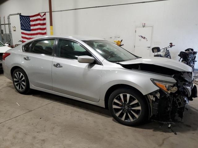 Photo 4 from auction – 2017 NISSAN ALTIMA 2.5 with VIN 1N4AL3AP1HC108944