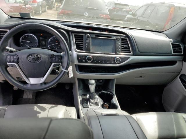 Photo 8 from auction – 2017 TOYOTA HIGHLANDER with VIN 5TDJZRFH6HS467900