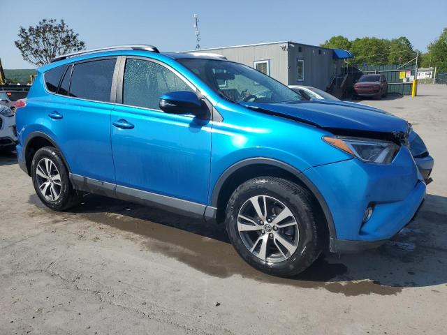 Photo 4 from auction – 2017 TOYOTA RAV4 XLE with VIN JTMRFREV7HD204426