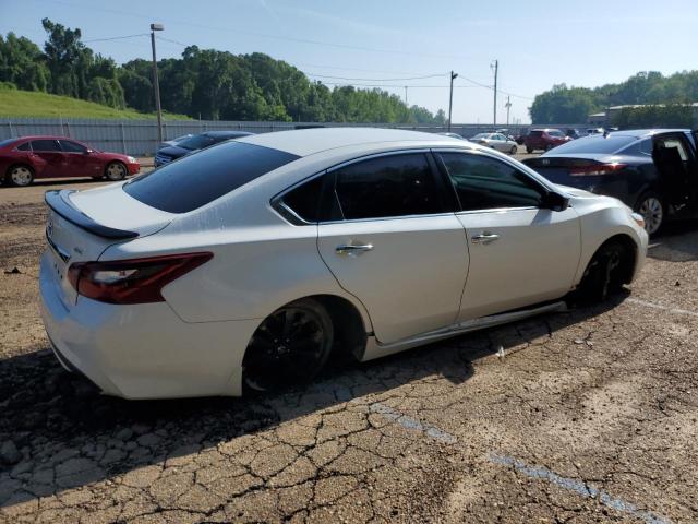 Photo 3 from auction – 2017 NISSAN ALTIMA 2.5 with VIN 1N4AL3AP9HC215837