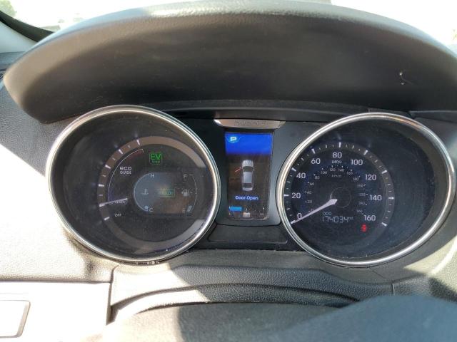 Photo 9 from auction – 2012 HYUNDAI SONATA HYB with VIN KMHEC4A41CA042533