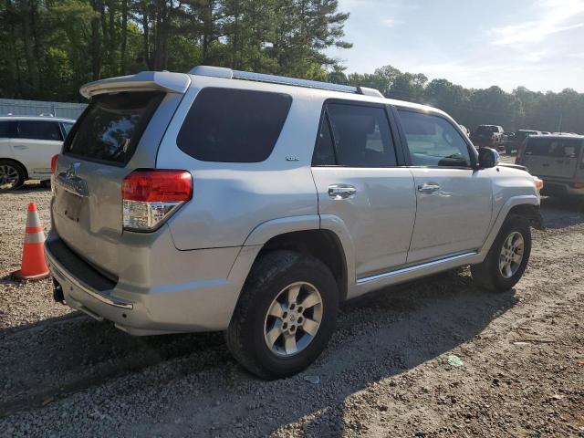 Photo 3 from auction – 2011 TOYOTA 4RUNNER SR with VIN JTEBU5JR1B5062435