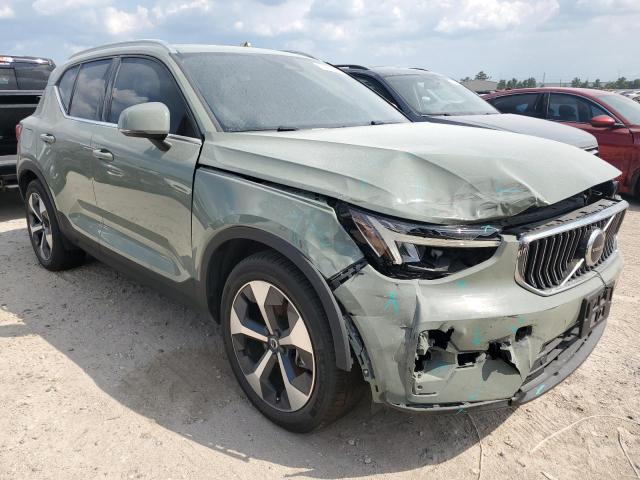 Photo 4 from auction – 2023 VOLVO XC40 PLUS with VIN YV4L12UN6P2953898