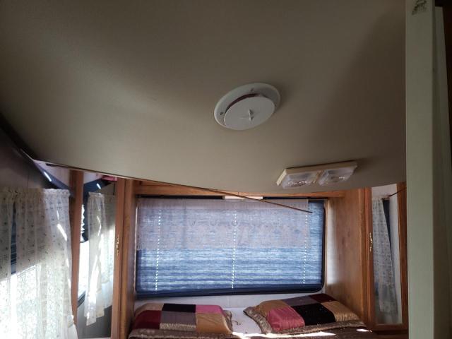 Photo 9 from auction – 1993 FOUR MOTORHOME with VIN 3FCLF53G9PJA03070