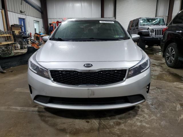 Photo 5 from auction – 2018 KIA FORTE LX with VIN 3KPFK4A76JE183565