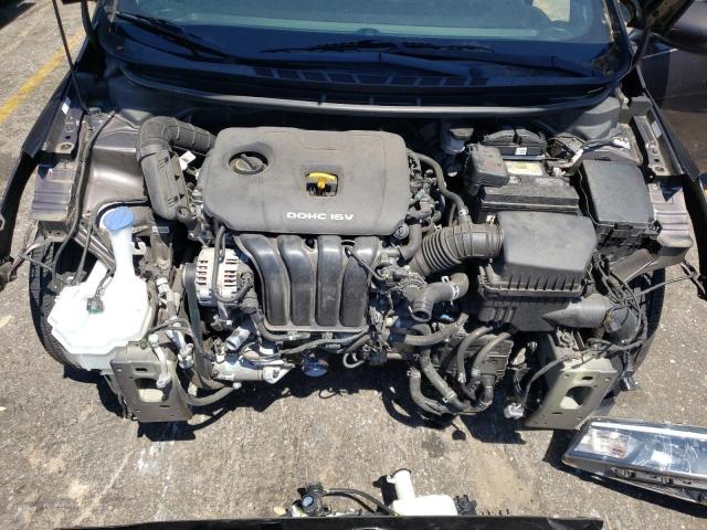 Photo 11 from auction – 2018 KIA FORTE LX with VIN 3KPFK4A71JE178709