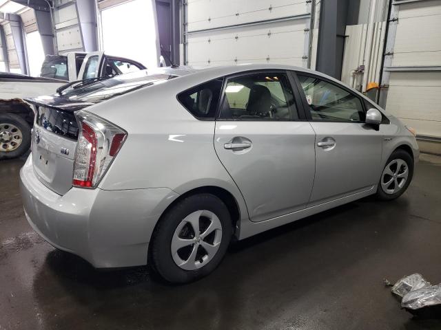 Photo 3 from auction – 2014 TOYOTA PRIUS with VIN JTDKN3DU7E1749131