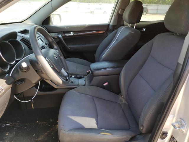 Photo 7 from auction – 2013 KIA SORENTO LX with VIN 5XYKT3A14DG409823