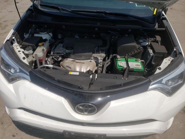 Photo 12 from auction – 2017 TOYOTA RAV4 SE with VIN 2T3JFREV5HW649585